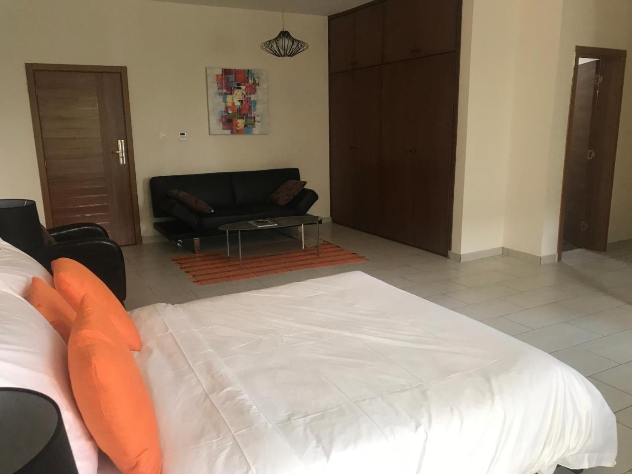 Residence Awale Abidjan Extérieur photo