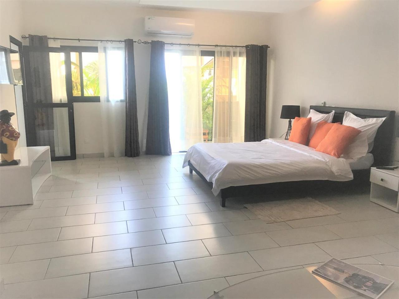 Residence Awale Abidjan Extérieur photo
